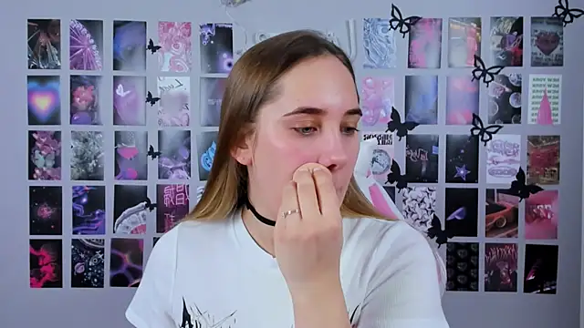 Snapshot of MiaMilas chatting on 02-19-25, 07:50 MiaMilas online show from 02-19-25, 07:50