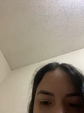 Snapshot of Rafaella00 chatting on 01-25-25, 02:03 Rafaella00 online show from 01-25-25, 02:03