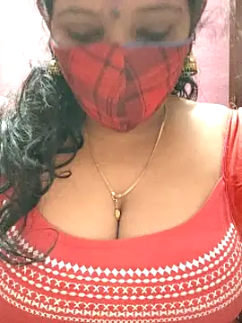 Snapshot of mallu-sumi chatting on 02-15-25, 04:25 mallu-sumi online show from 02-15-25, 04:25