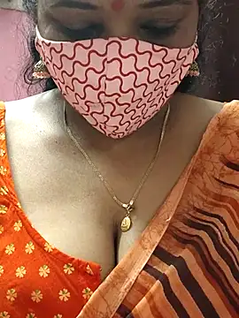 Snapshot of mallu-sumi chatting on 03-01-25, 02:15 mallu-sumi online show from 03-01-25, 02:15