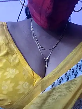 mallu-sumi online show from 10-25-25, 05:48