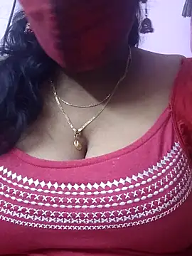 mallu-sumi online show from 10-28-25, 03:10