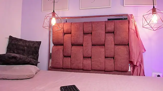 kristakinnky online show from 04-20-26, 12:19