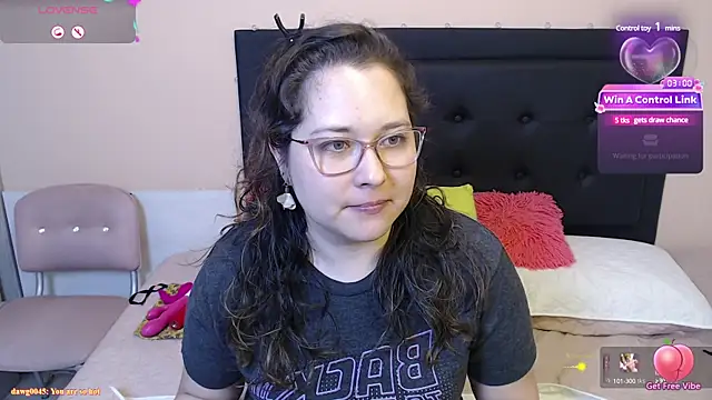 May Carlier online show from 02-11-25, 04:44