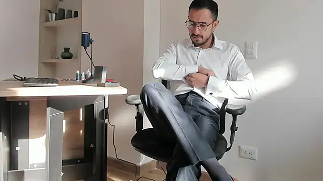 Snapshot of pablo-rincon95 chatting on 02-01-25, 12:47 pablo-rincon95 online show from 02-01-25, 12:47