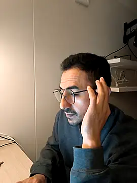 Snapshot of pablo-rincon95 chatting on 03-12-25, 11:44 pablo-rincon95 online show from 03-12-25, 11:44