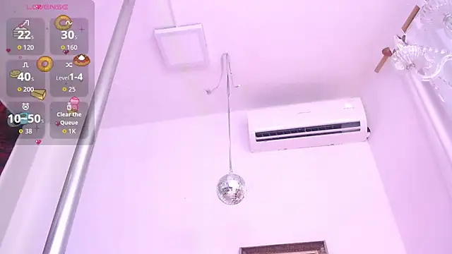 JadeSoleile online show from 10-07-25, 12:02