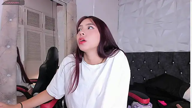 Emma dl2 online show from 12-01-25, 05:18