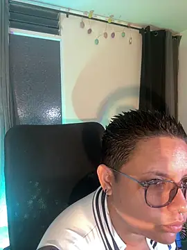 Snapshot of Mabelydani chatting on 05-25-26, 11:22 Mabelydani online show from 05-25-26, 11:22