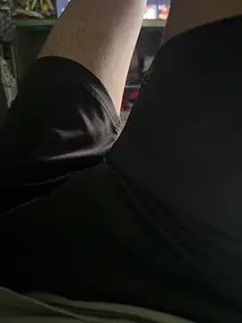 Snapshot of Privateseducer chatting on 03-16-25, 12:11 Privateseducer online show from 03-16-25, 12:11