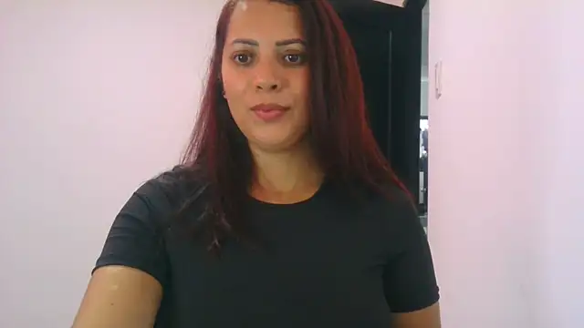 Snapshot of Anne_kis chatting on 04-21-26, 06:12 Anne kis online show from 04-21-26, 06:12