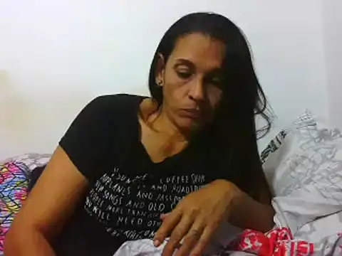 Snapshot of latinbrunettet chatting on 03-14-25, 01:46 latinbrunettet online show from 03-14-25, 01:46