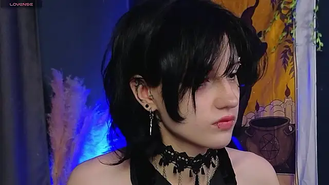 Snapshot of dark_vamp_ chatting on 12-06-24, 09:02 dark vamp online show from 12-06-24, 09:02