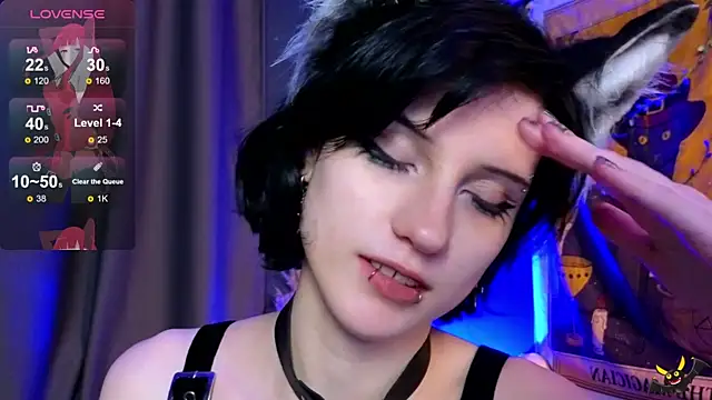 Snapshot of dark_vamp_ chatting on 12-11-24, 03:13 dark vamp online show from 12-11-24, 03:13