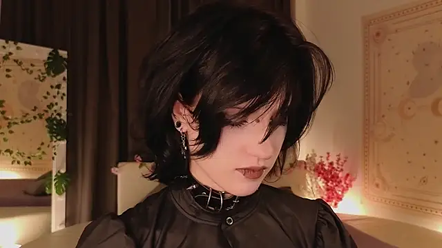 Snapshot of dark_vamp_ chatting on 02-21-25, 09:54 dark vamp online show from 02-21-25, 09:54