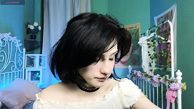 Snapshot of dark_vamp_ chatting on 02-24-25, 04:15 dark vamp online show from 02-24-25, 04:15