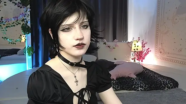 Snapshot of dark_vamp_ chatting on 03-02-25, 11:39 dark vamp online show from 03-02-25, 11:39