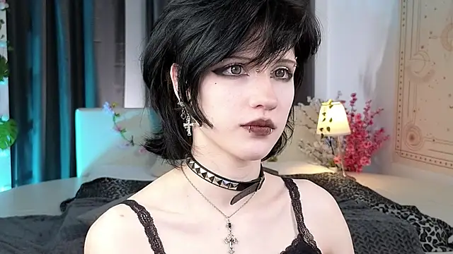 Snapshot of dark_vamp_ chatting on 03-03-25, 02:59 dark vamp online show from 03-03-25, 02:59