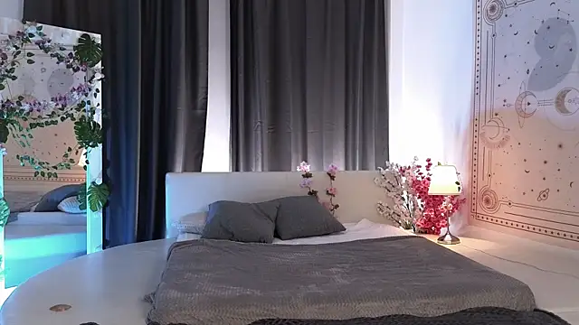 Snapshot of dark_vamp_ chatting on 03-07-25, 10:45 dark vamp online show from 03-07-25, 10:45