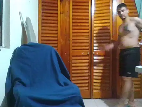 Snapshot of Ginessy chatting on 02-18-26, 11:50 Ginessy online show from 02-18-26, 11:50