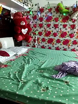 PeaCoooock online show from 07-18-26, 04:00