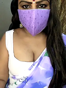 honey-sexy online show from 11-07-25, 04:29