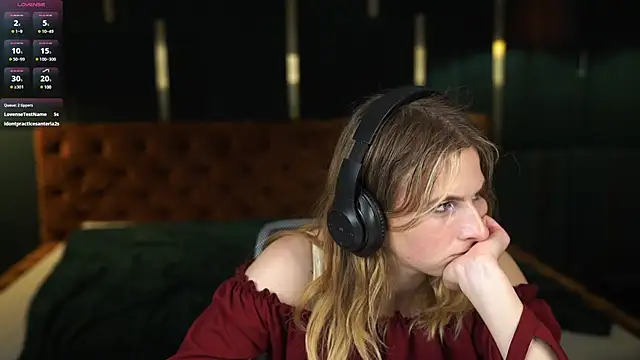 Inessa Song online show from 12-17-24, 01:29