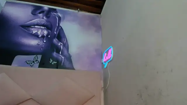 Lucy White   online show from 01-14-25, 12:22