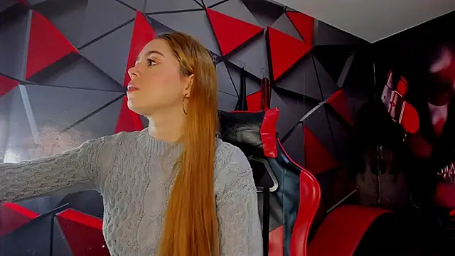 Hana and Zeta online show from 01-14-26, 12:33