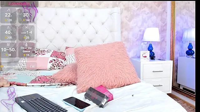 Snapshot of Eliza_Thaylor__ chatting on 12-24-24, 06:06 Eliza Thaylor online show from 12-24-24, 06:06