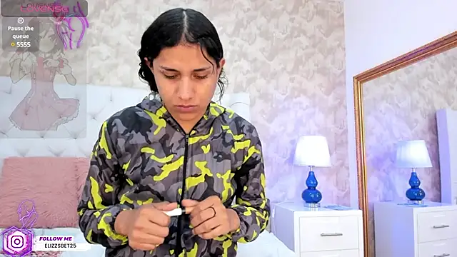 Snapshot of Eliza_Thaylor__ chatting on 01-09-25, 02:29 Eliza Thaylor online show from 01-09-25, 02:29