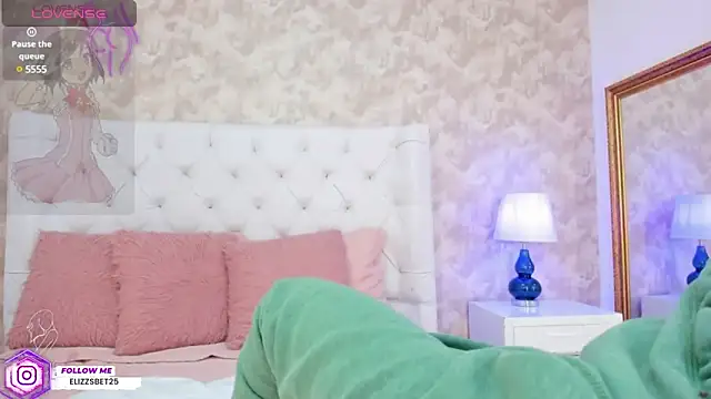 Snapshot of Eliza_Thaylor__ chatting on 02-08-25, 11:33 Eliza Thaylor online show from 02-08-25, 11:33