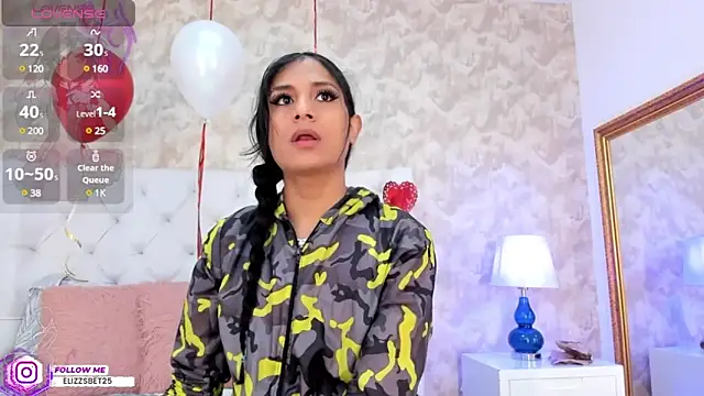 Snapshot of Eliza_Thaylor__ chatting on 02-18-25, 03:32 Eliza Thaylor online show from 02-18-25, 03:32