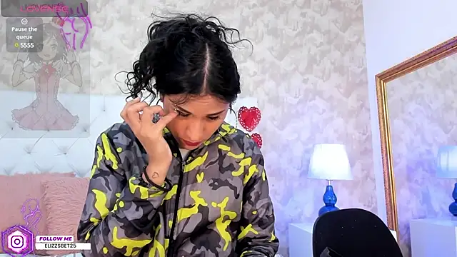 Snapshot of Eliza_Thaylor__ chatting on 03-21-25, 11:44 Eliza Thaylor online show from 03-21-25, 11:44