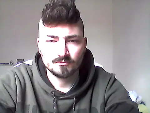 Snapshot of Hkl95555 chatting on 12-25-24, 12:47 Hkl95555 online show from 12-25-24, 12:47