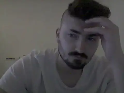 Snapshot of Hkl95555 chatting on 09-18-25, 11:29 Hkl95555 online show from 09-18-25, 11:29