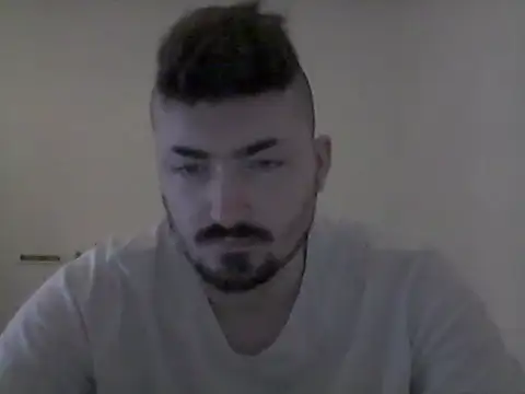 Snapshot of Hkl95555 chatting on 09-19-25, 11:33 Hkl95555 online show from 09-19-25, 11:33