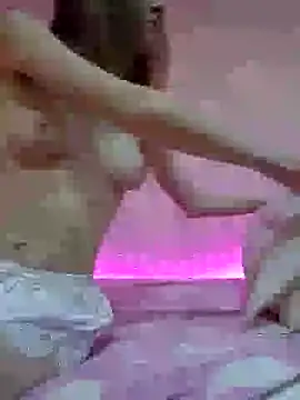 Snapshot of beautiful_angel chatting on 01-12-25, 06:38 beautiful angel online show from 01-12-25, 06:38