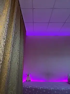 Snapshot of beautiful_angel chatting on 02-21-25, 08:05 beautiful angel online show from 02-21-25, 08:05