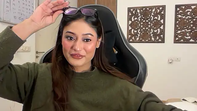 GoddessAnna online show from 11-30-25, 04:33