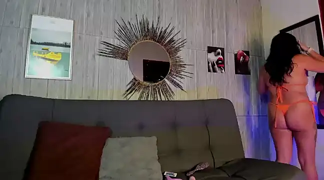 Snapshot of karla_999 chatting on 12-21-24, 01:15 karla 999 online show from 12-21-24, 01:15