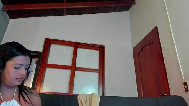 Snapshot of karla_999 chatting on 03-06-25, 03:57 karla 999 online show from 03-06-25, 03:57