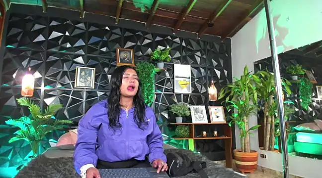 Snapshot of karla_999 chatting on 03-19-25, 12:15 karla 999 online show from 03-19-25, 12:15