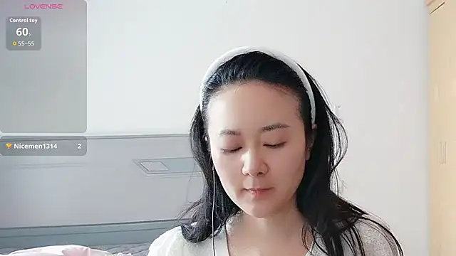 fanfan-FF online show from 02-14-26, 04:53