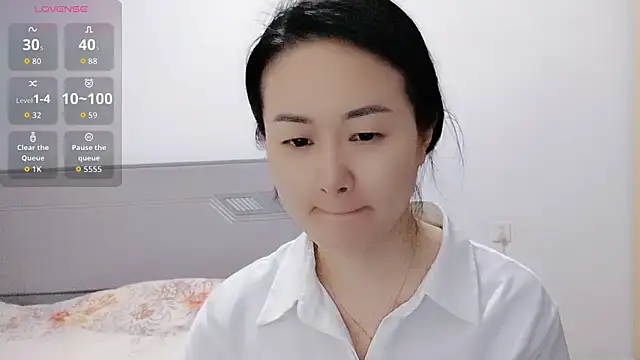 fanfan-FF online show from 03-18-26, 01:03