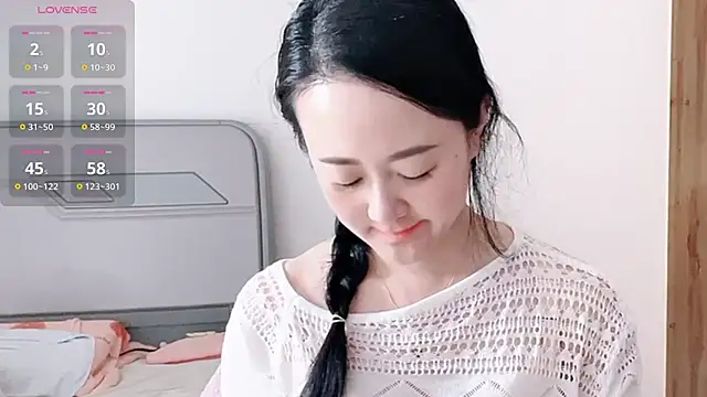 fanfan-FF online show from 04-14-26, 03:23