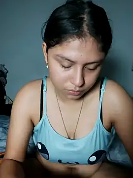 Snapshot of azulzulix chatting on 01-14-26, 01:33 azulzulix online show from 01-14-26, 01:33