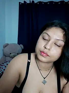 Snapshot of azulzulix chatting on 02-21-26, 12:44 azulzulix online show from 02-21-26, 12:44