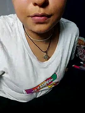 Snapshot of azulzulix chatting on 02-28-26, 01:39 azulzulix online show from 02-28-26, 01:39