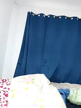 Snapshot of azulzulix chatting on 03-13-26, 12:28 azulzulix online show from 03-13-26, 12:28